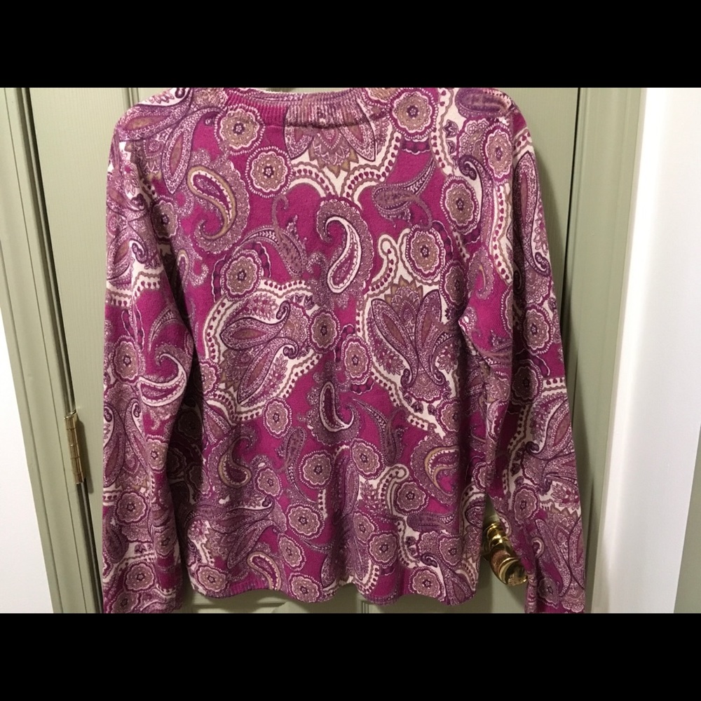 Sweater - Picture 4 of 4